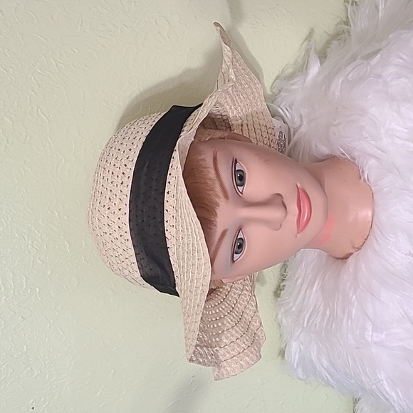 Hat Chapeau Floppy Wide Brim Straw Hat with Black Ribbon, NWT - Picture 2 of 7